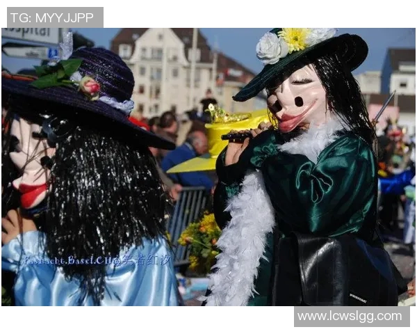 足球明星闪耀北京大街引发球迷热潮与城市狂欢盛宴