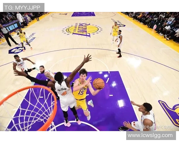 湖人对决热火精彩比赛录像回顾分析与精彩瞬间集锦